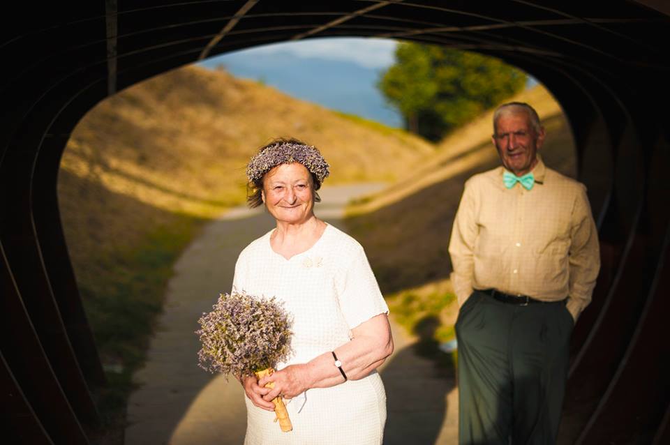 Wedding after 55 years of love – Elderly couple’s incredible photo shoot in Georgia geotv.ge